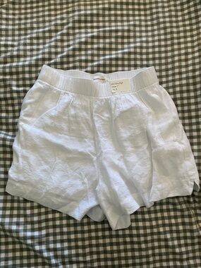 Crinkle Textured Pull-On Short